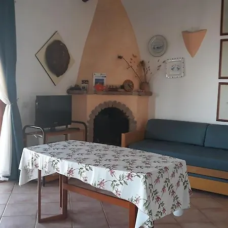 Casa Fiorenza アパート カステルサルド